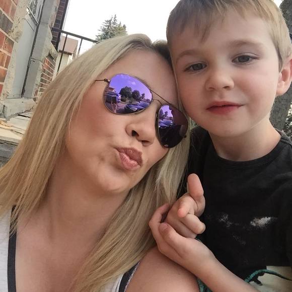 Meet your Posher, Tracy - Picture 1 of 1